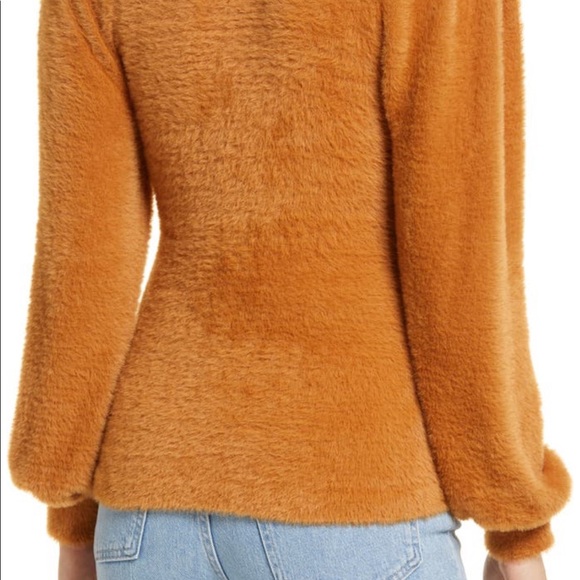 Rachel Parcell balloon sleeve fuzzy sweater - Picture 2 of 6